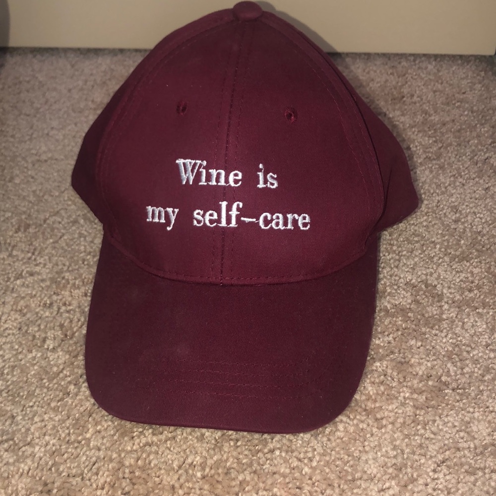 Maroon hat